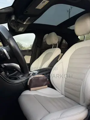 Mercedes-Benz C300 Base AWD 4Matic Sedan (2.0L 4cyl 7A) 2015 White