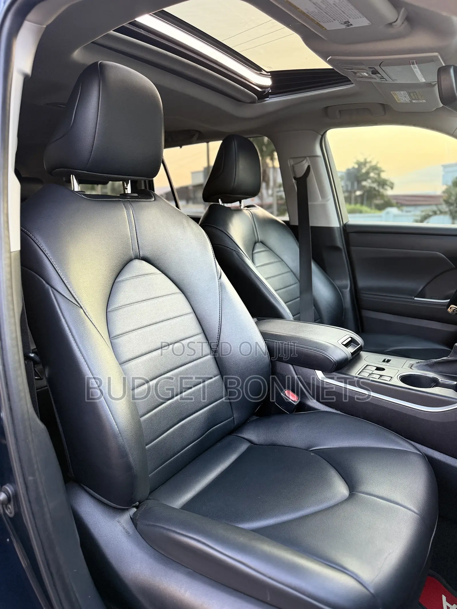 Toyota Highlander XLE AWD 2023 Blue