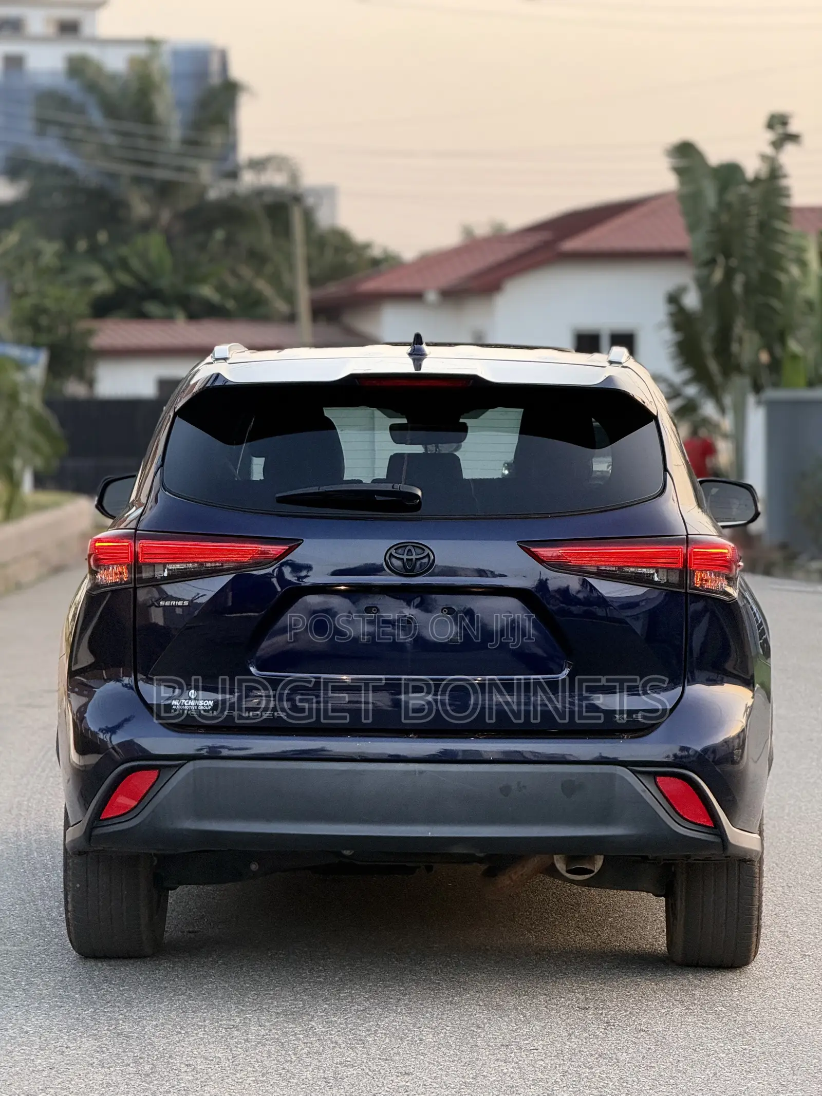 Toyota Highlander XLE AWD 2023 Blue