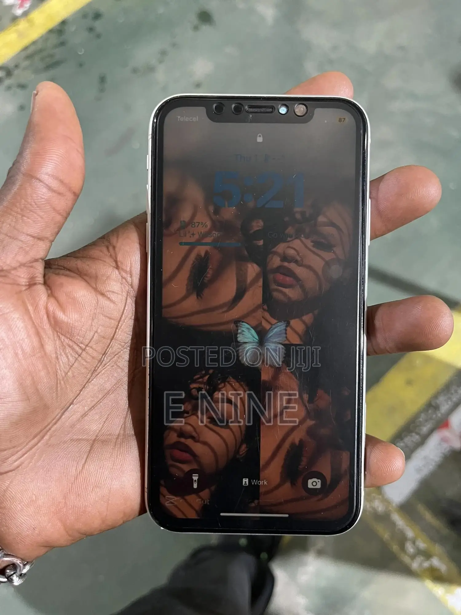 Apple iPhone XR 64 GB White