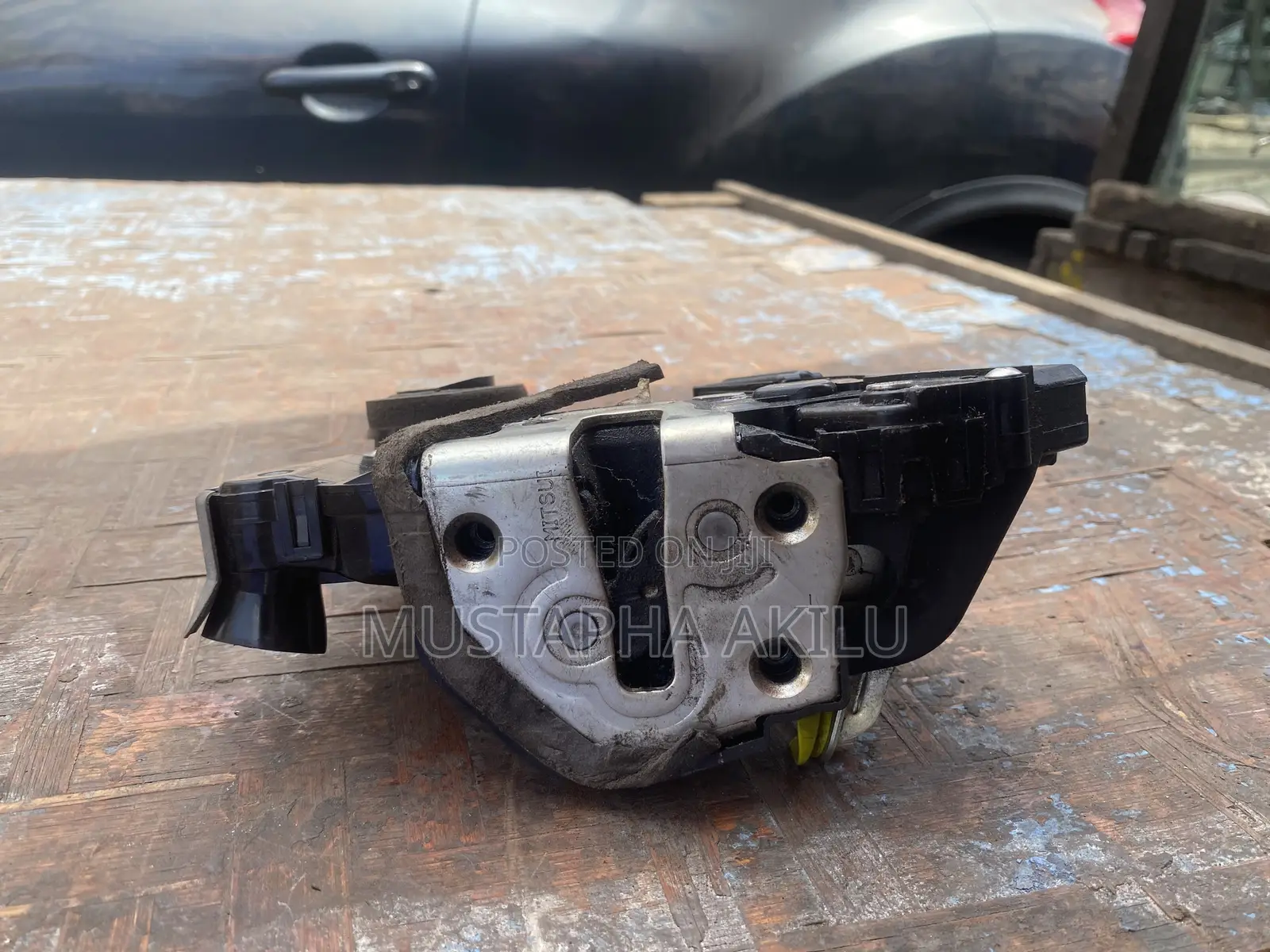 Toyota Vitz Door Lock