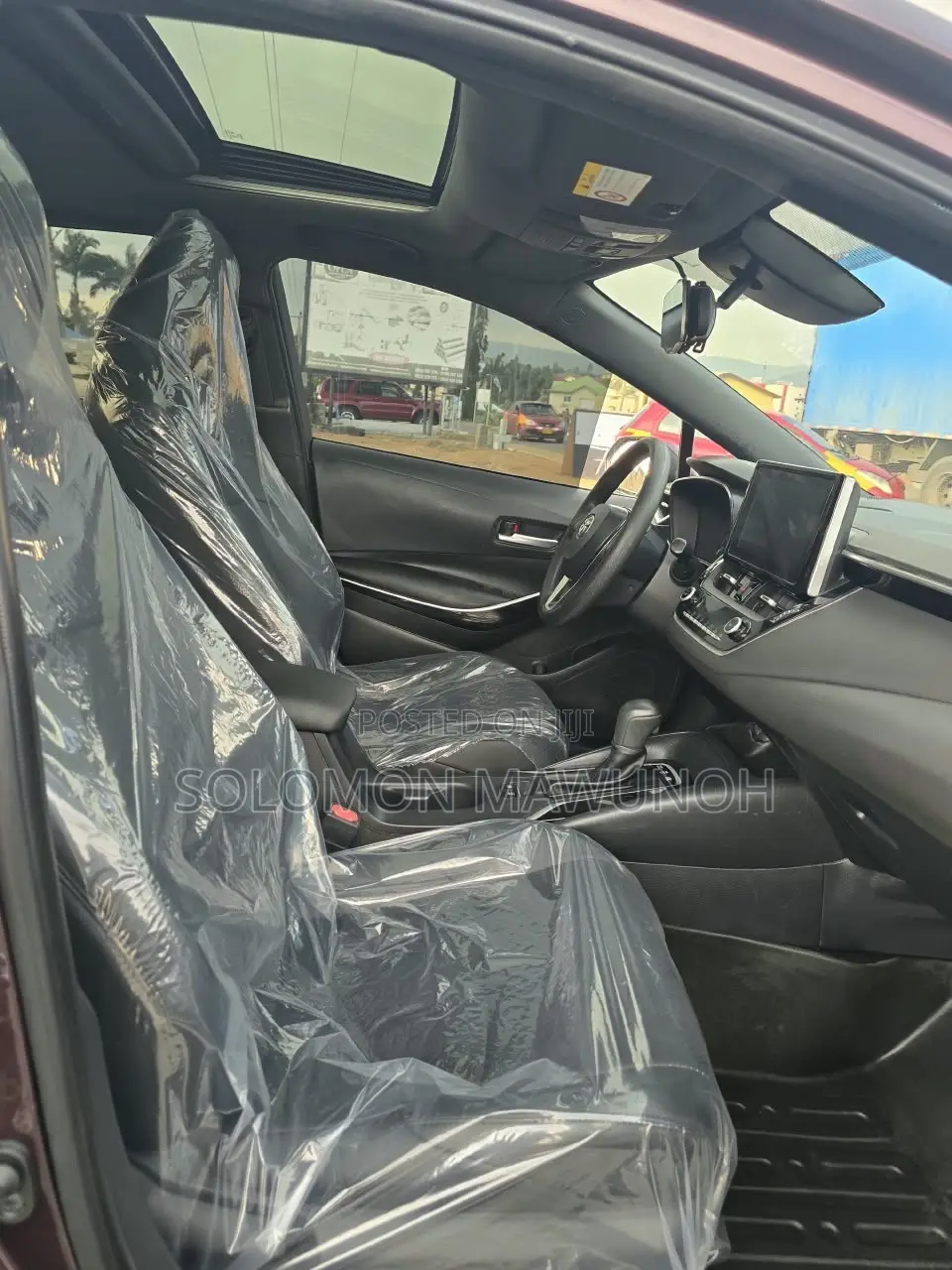 Toyota Corolla SE 2021 Maroon