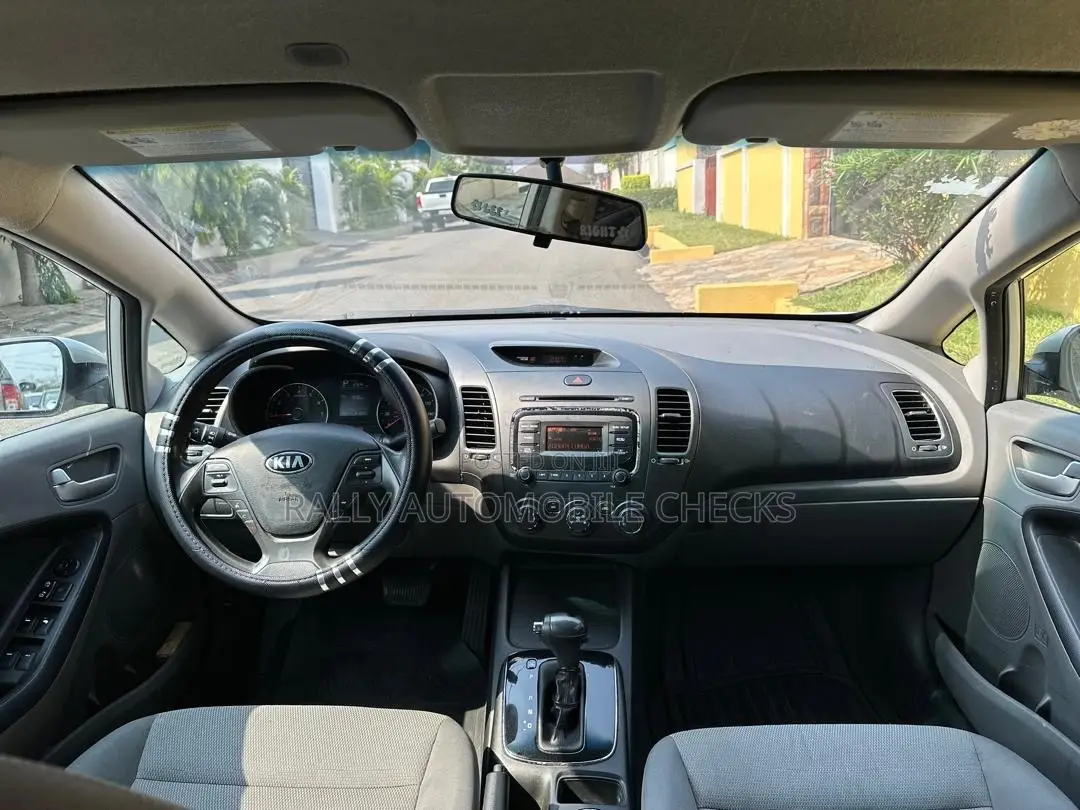 Kia Forte S Sedan 2017 Gray