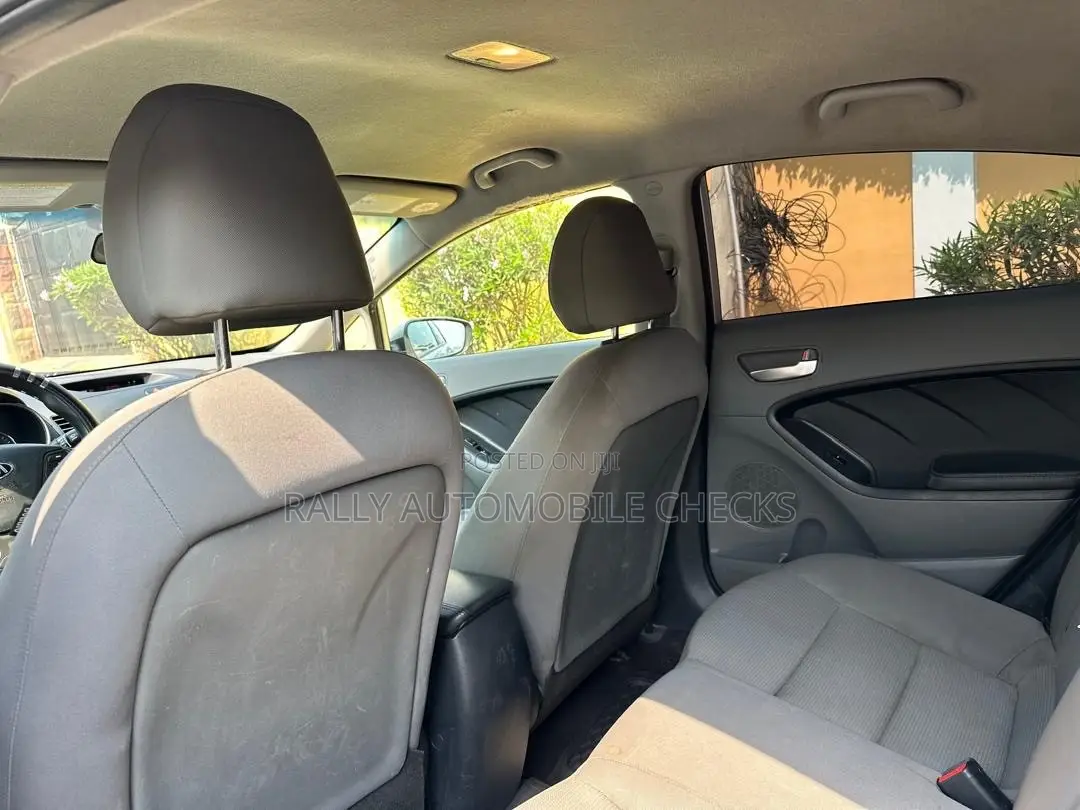 Kia Forte S Sedan 2017 Gray