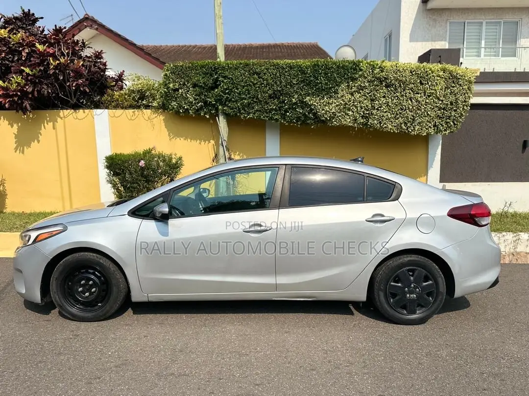 Kia Forte S Sedan 2017 Gray