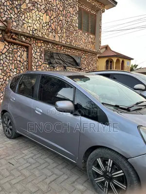 Honda Fit Automatic 2012 Gray