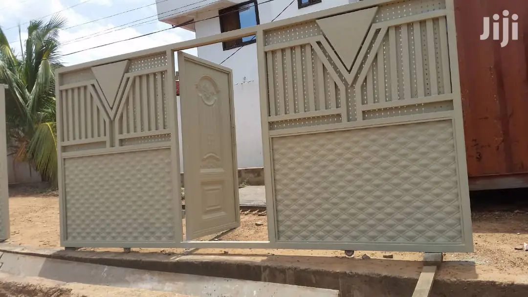 Galvanized Materials Sliding Gate