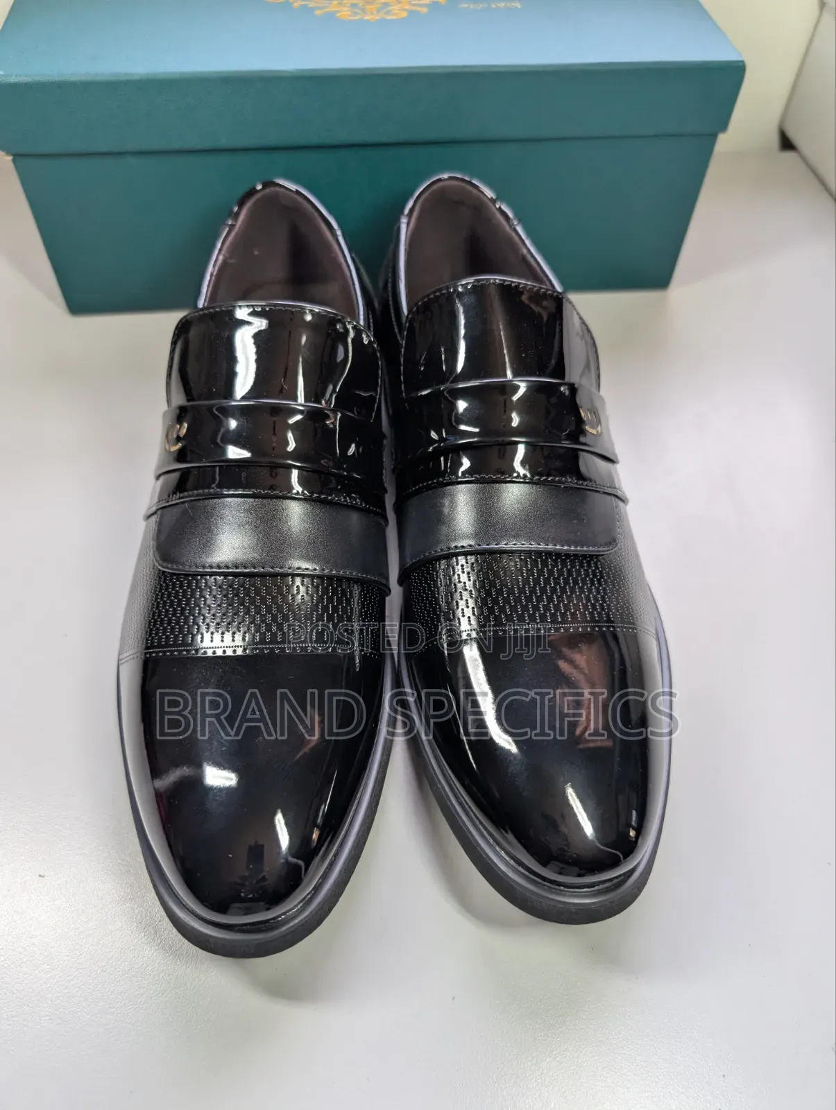 Men’s Black Glossy Formal Dress Shoes – Office, Wedding & Church Shoes