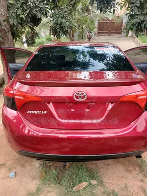 Toyota Corolla 2016 Red