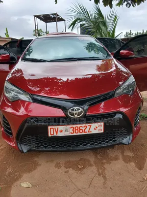 Toyota Corolla 2016 Red