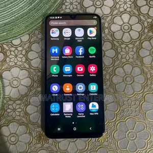New Samsung Galaxy A30 64 GB Black