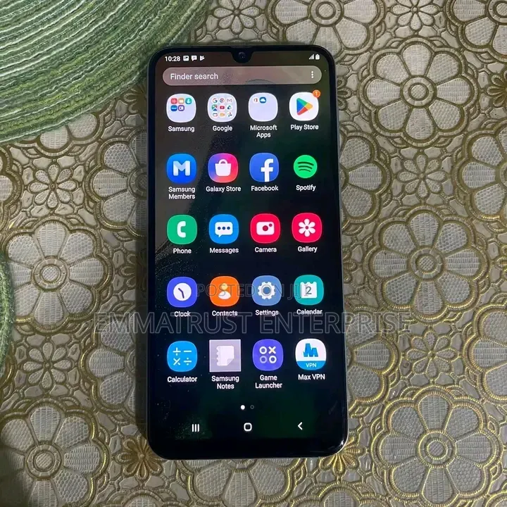 New Samsung Galaxy A30 64 GB Black