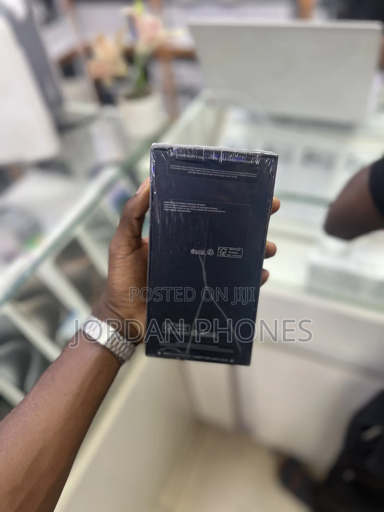 New Samsung Galaxy S24 Ultra 1 TB Black