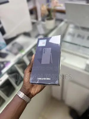 New Samsung Galaxy S24 Ultra 1 TB Black