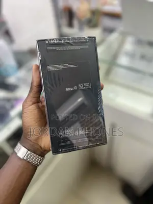 New Samsung Galaxy S24 Ultra 1 TB Black