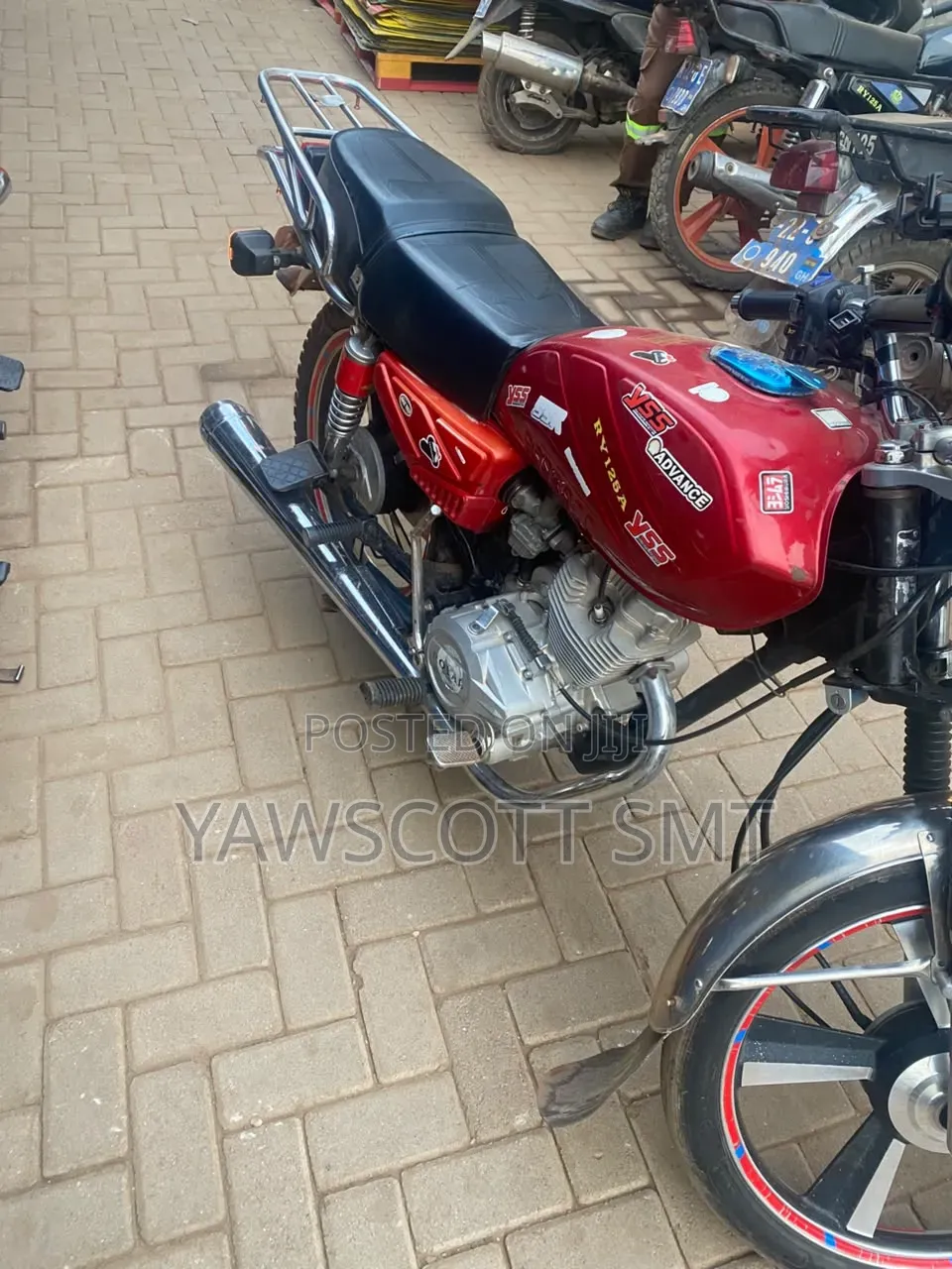 Royal RY125 2025 Red