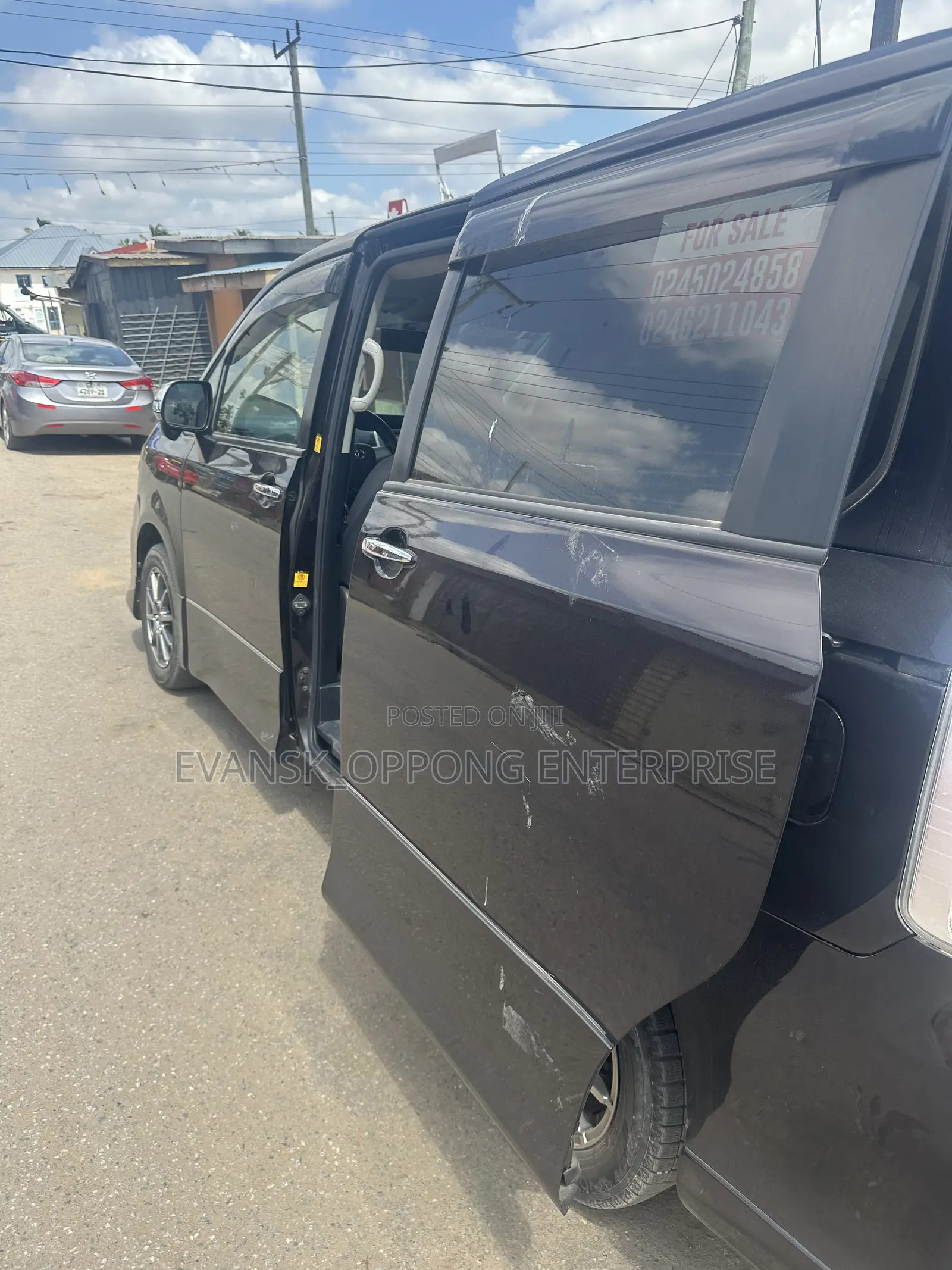 Toyota Voxy ZS G's 2WD 7-Seater 2012 Black