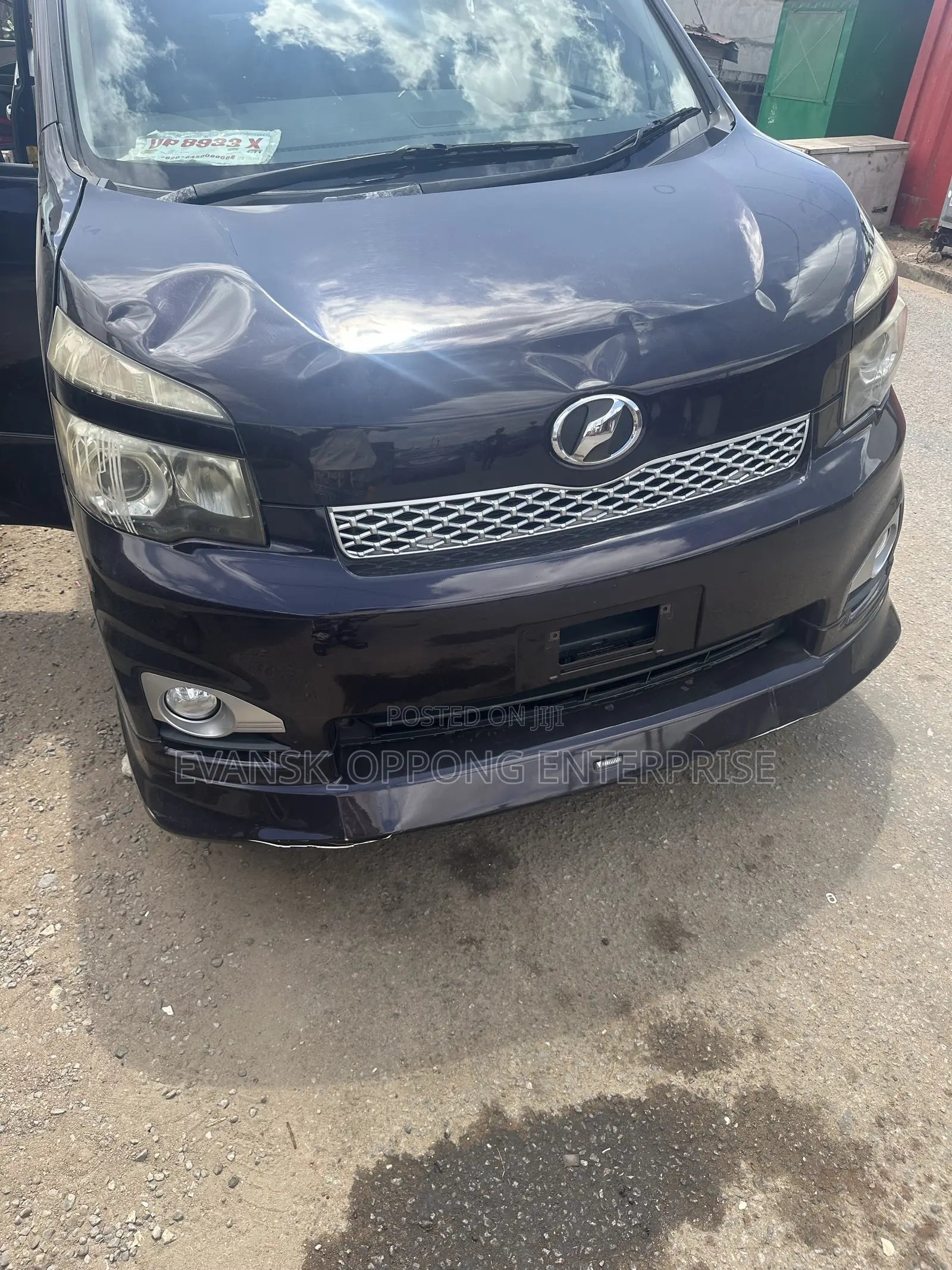 Toyota Voxy ZS G's 2WD 7-Seater 2012 Black