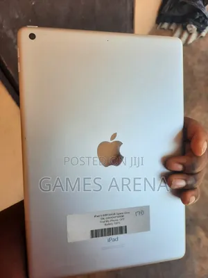 Apple iPad 10.2 (2021) 64 GB Silver