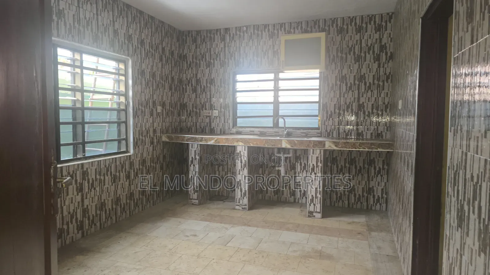 Mini Flat in Ipt Container, Kumasi Metropolitan for rent