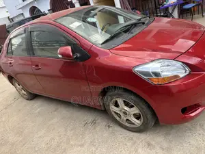 Toyota Belta 2012 Red