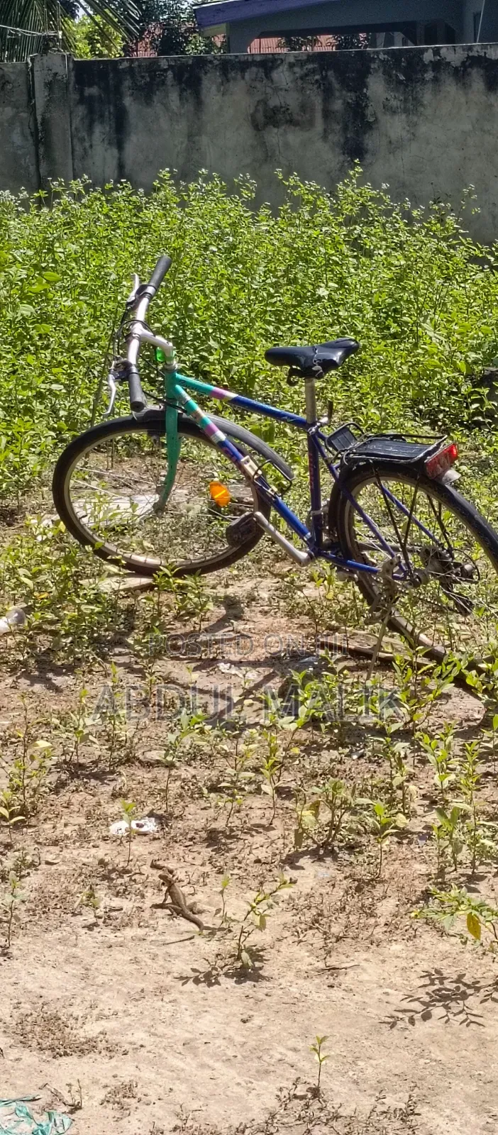 Classic Vintage City Commuter Bicycle