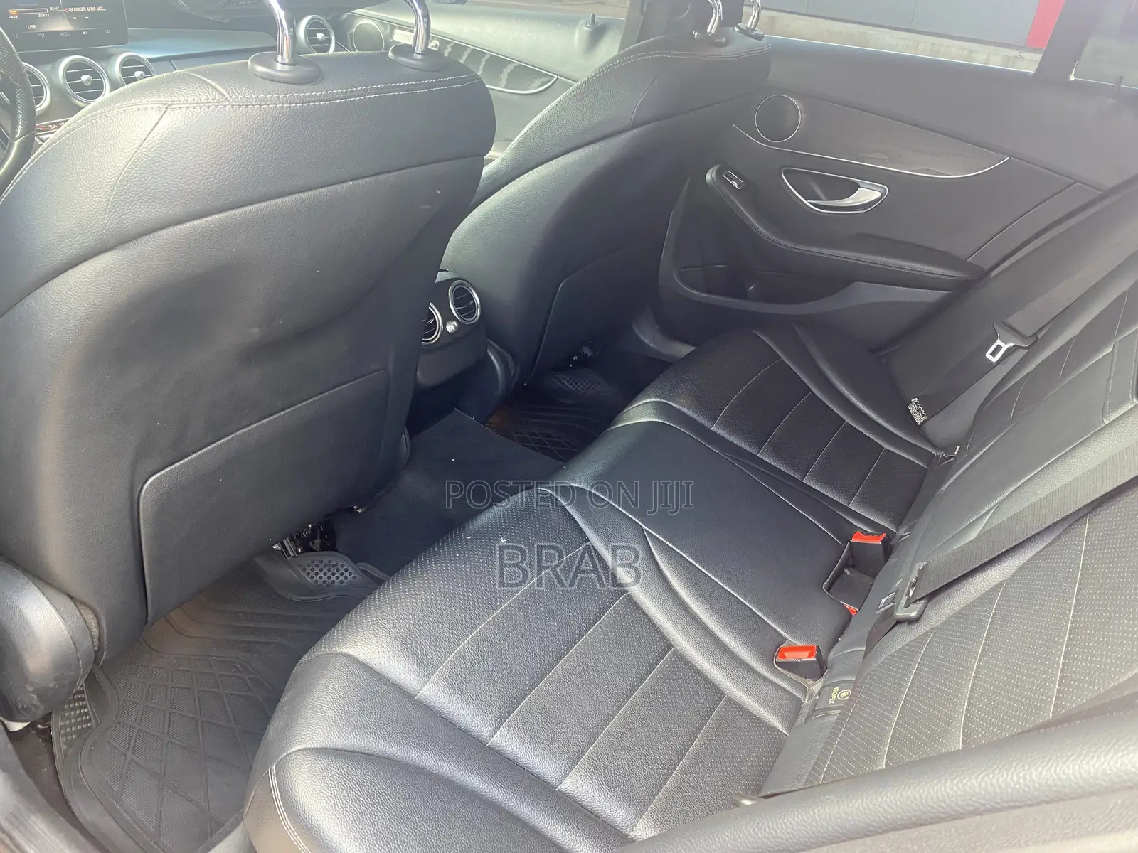 Mercedes-Benz C300 Base 4Matic Sedan AWD (2.0L 4cyl 7A) 2016 Red