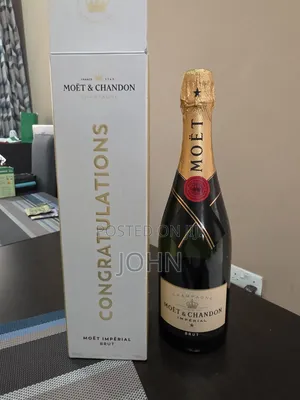 Moët & Chandon Impérial Brut Champagne 750ml – Original Box