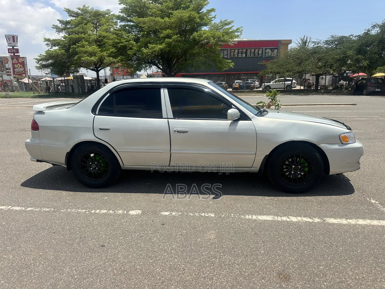 Toyota Corolla 1.8 Sedan Automatic 2002 Silver