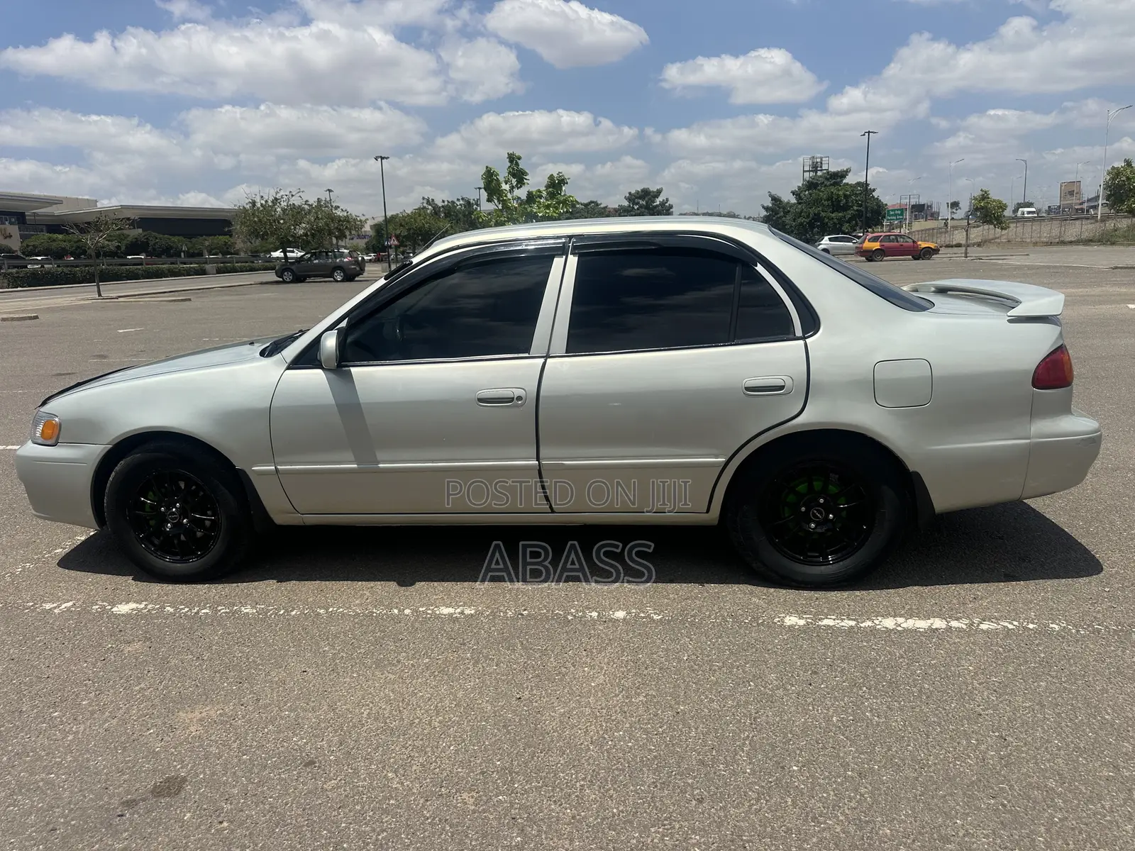 Toyota Corolla 1.8 Sedan Automatic 2002 Silver