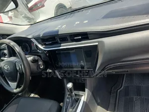 Toyota Corolla 2018 Black
