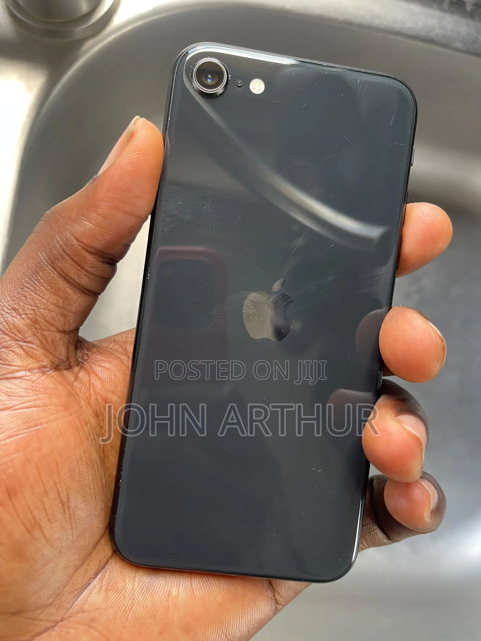 Apple iPhone SE (2020) 64 GB Black