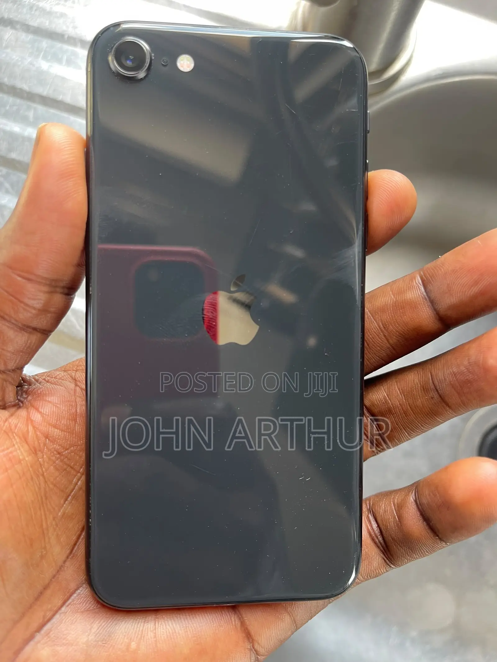 Apple iPhone SE (2020) 64 GB Black