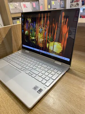 Laptop HP Envy 15-ep0xxx 12GB Intel Core i7 SSD 512GB