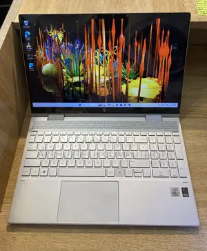 Laptop HP Envy 15-ep0xxx 12GB Intel Core i7 SSD 512GB