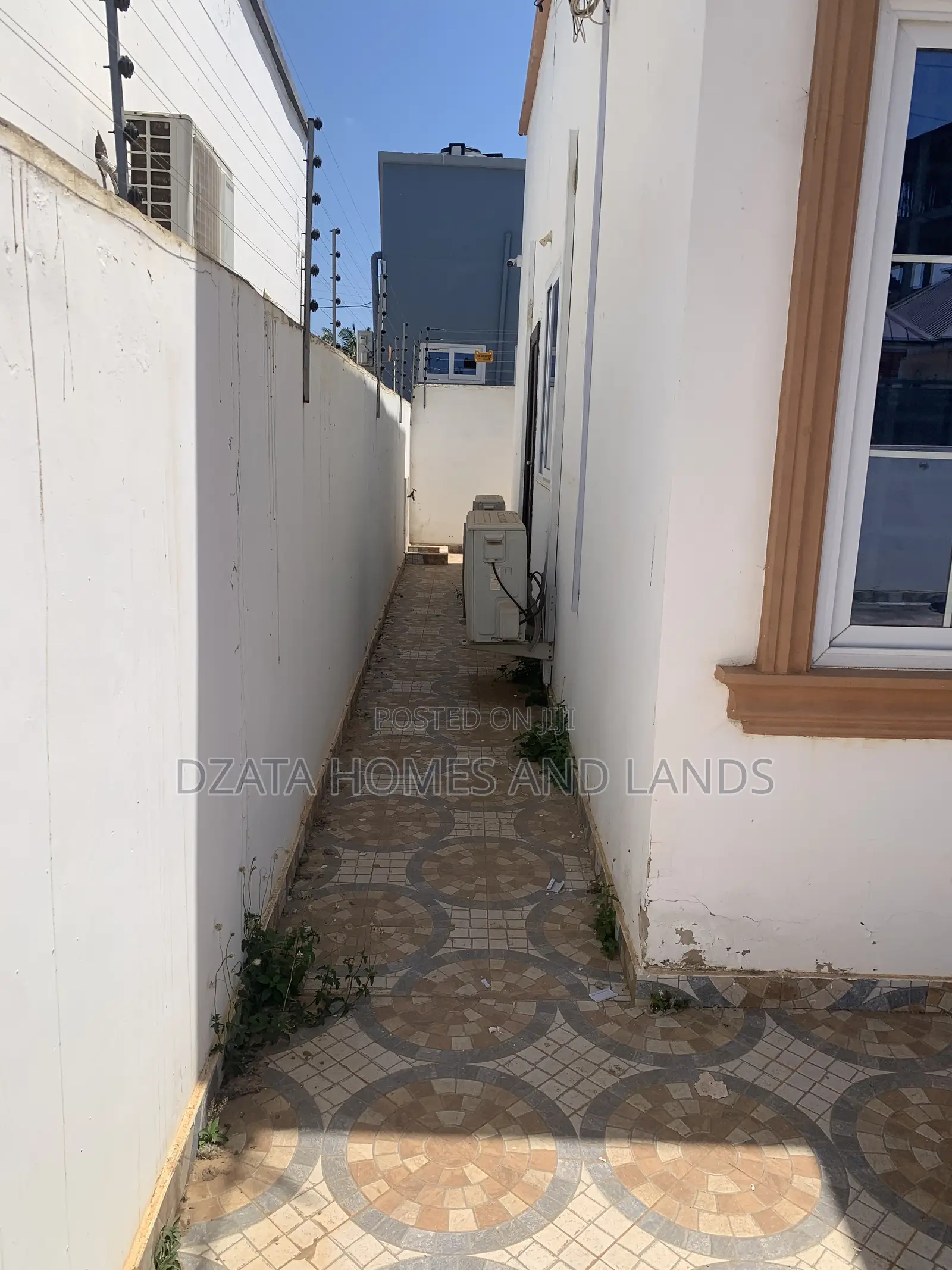 2bdrm House in Coastal, Spintex for rent