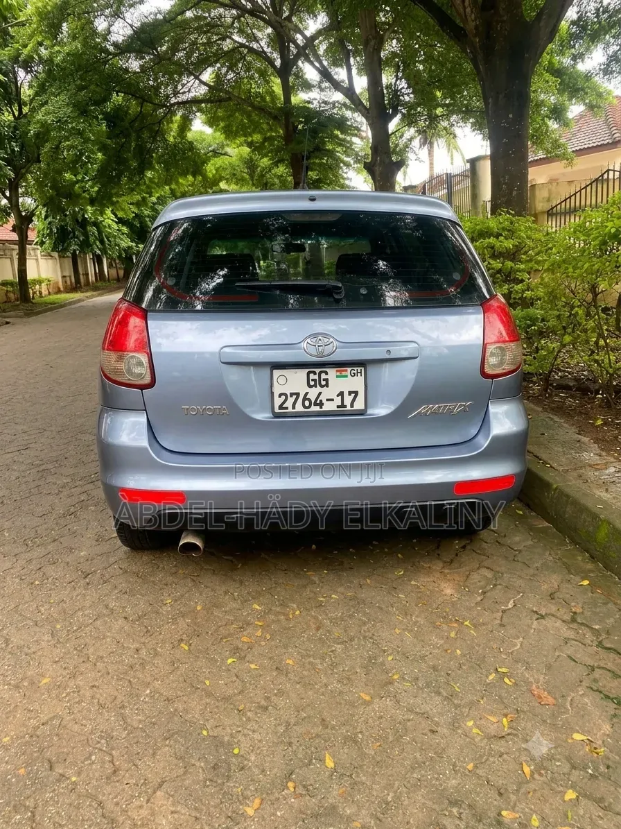 Toyota Matrix Hatchback FWD (1.8L 4cyl 5M) 2008 Blue