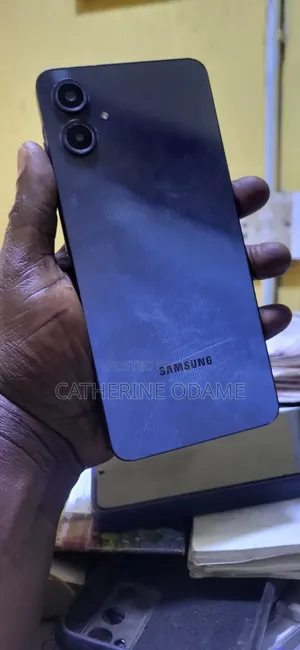 Samsung Galaxy A06 128 GB Black