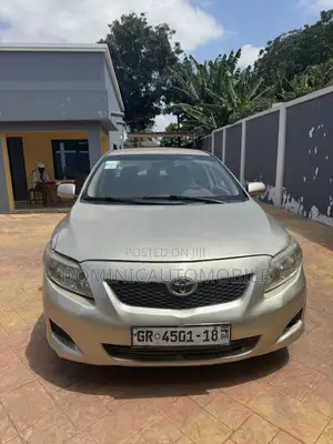 Toyota Corolla LE 4dr Sedan (1.8L 4cyl 4A) 2010 Gold