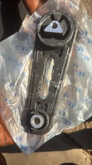 Nissan Rogue 2008-13 Gear Box Seat