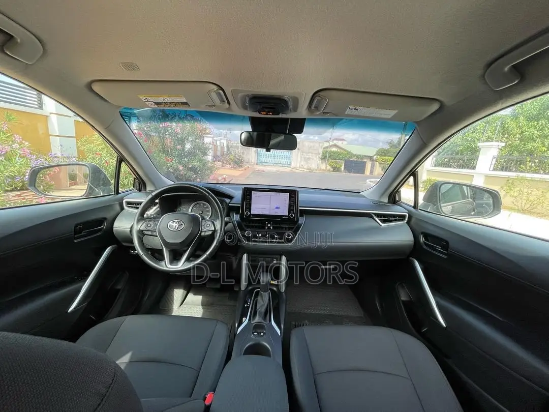 Toyota Corolla Cross 1.8 Petrol FWD 2022 Black