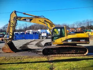 CAT 330 and 330 for Rental