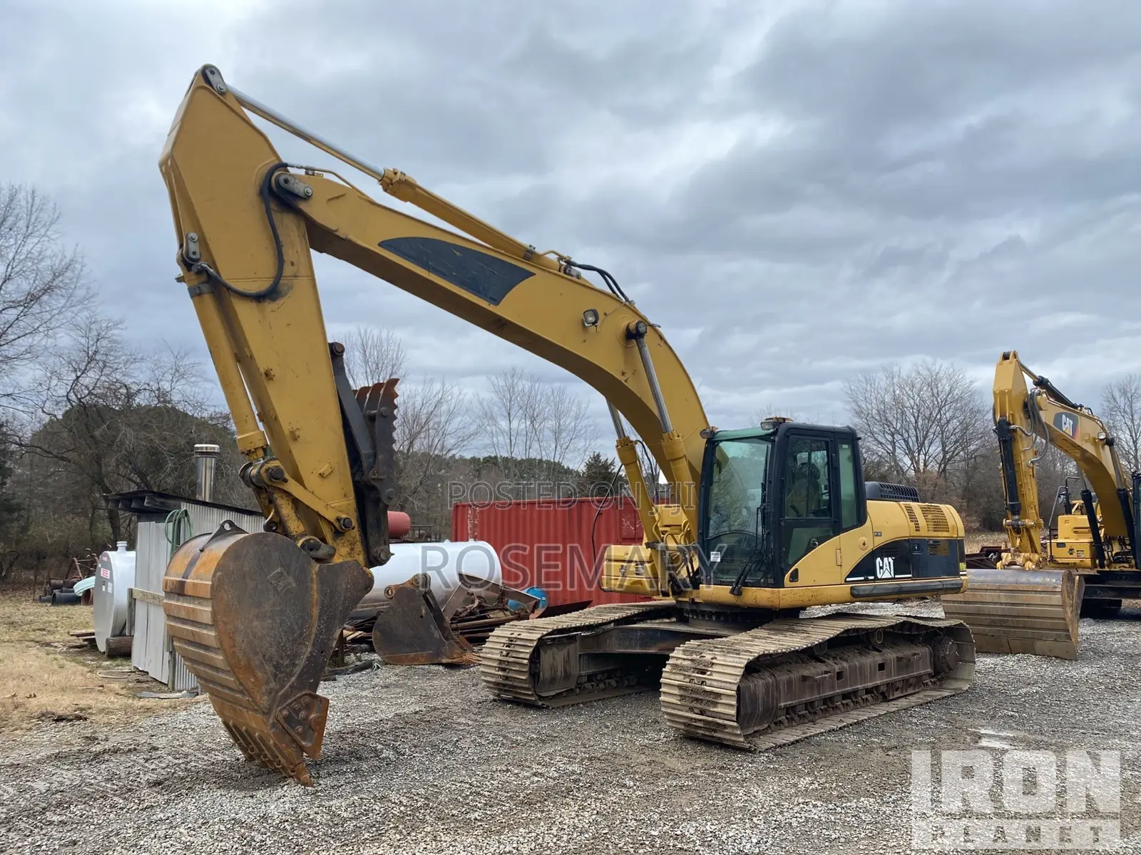 CAT 330 and 330 for Rental