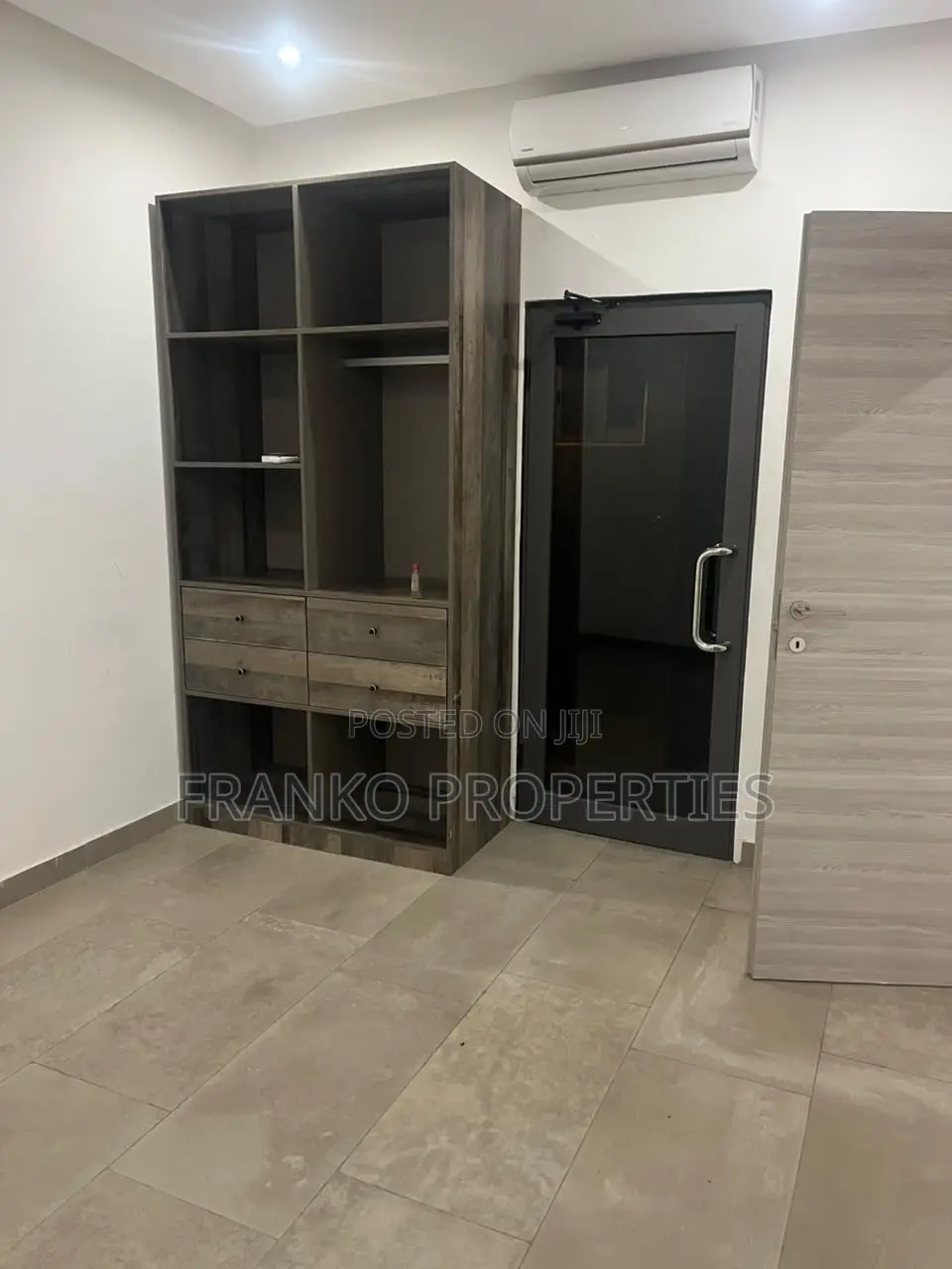 1bdrm Apartment in Franko Properties, Ability for rent