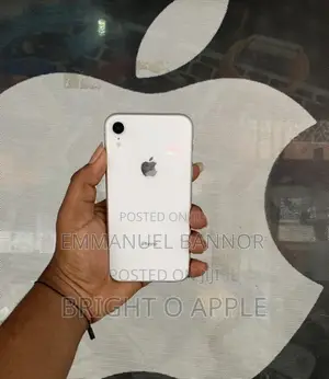 Apple iPhone XR 64 GB White