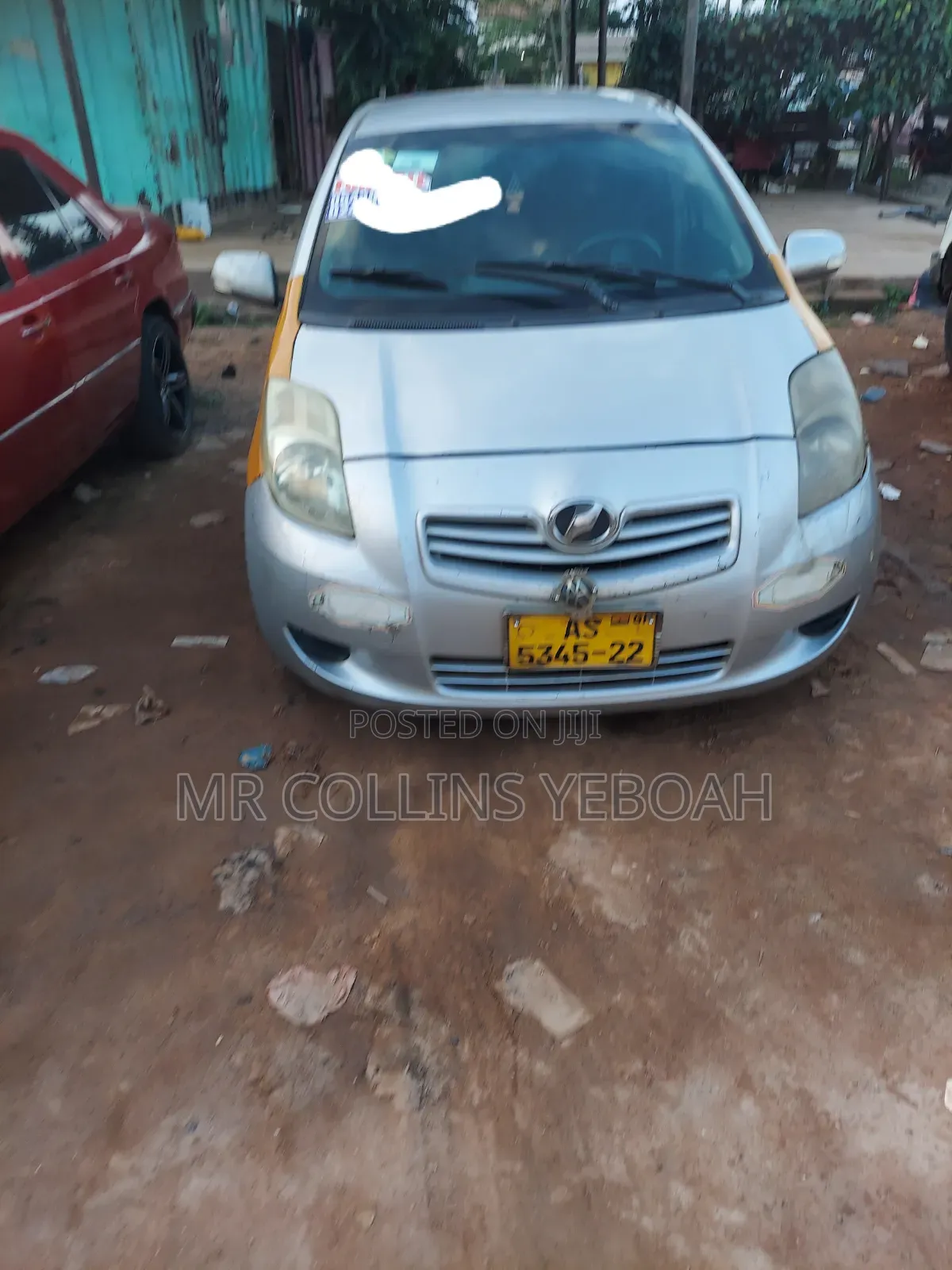 Toyota Vitz 2010 Silver