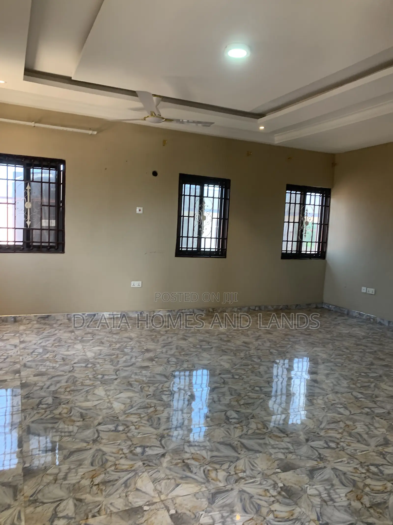 2bdrm Apartment in Junction Mall, Nungua for rent