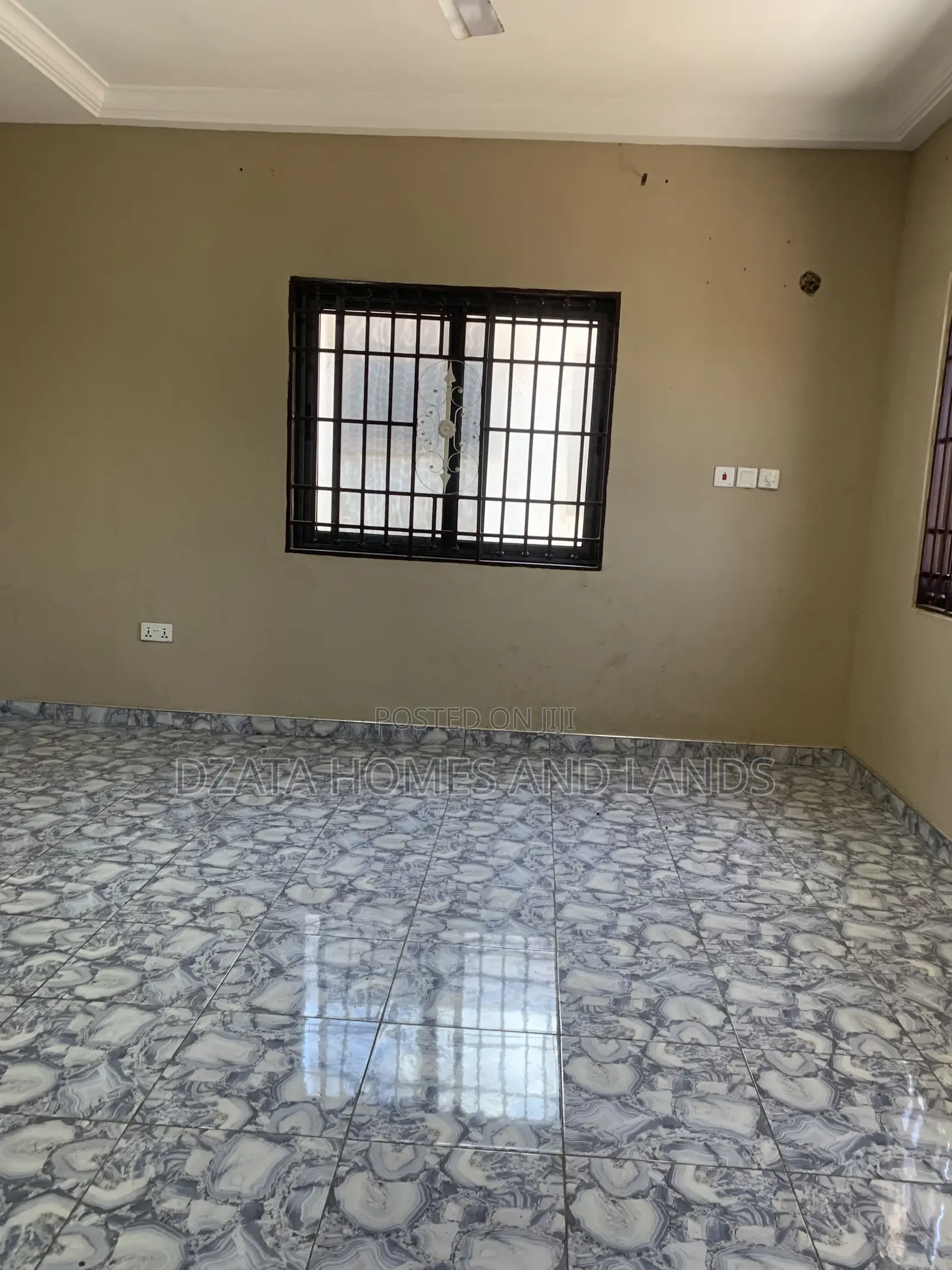 2bdrm Apartment in Junction Mall, Nungua for rent