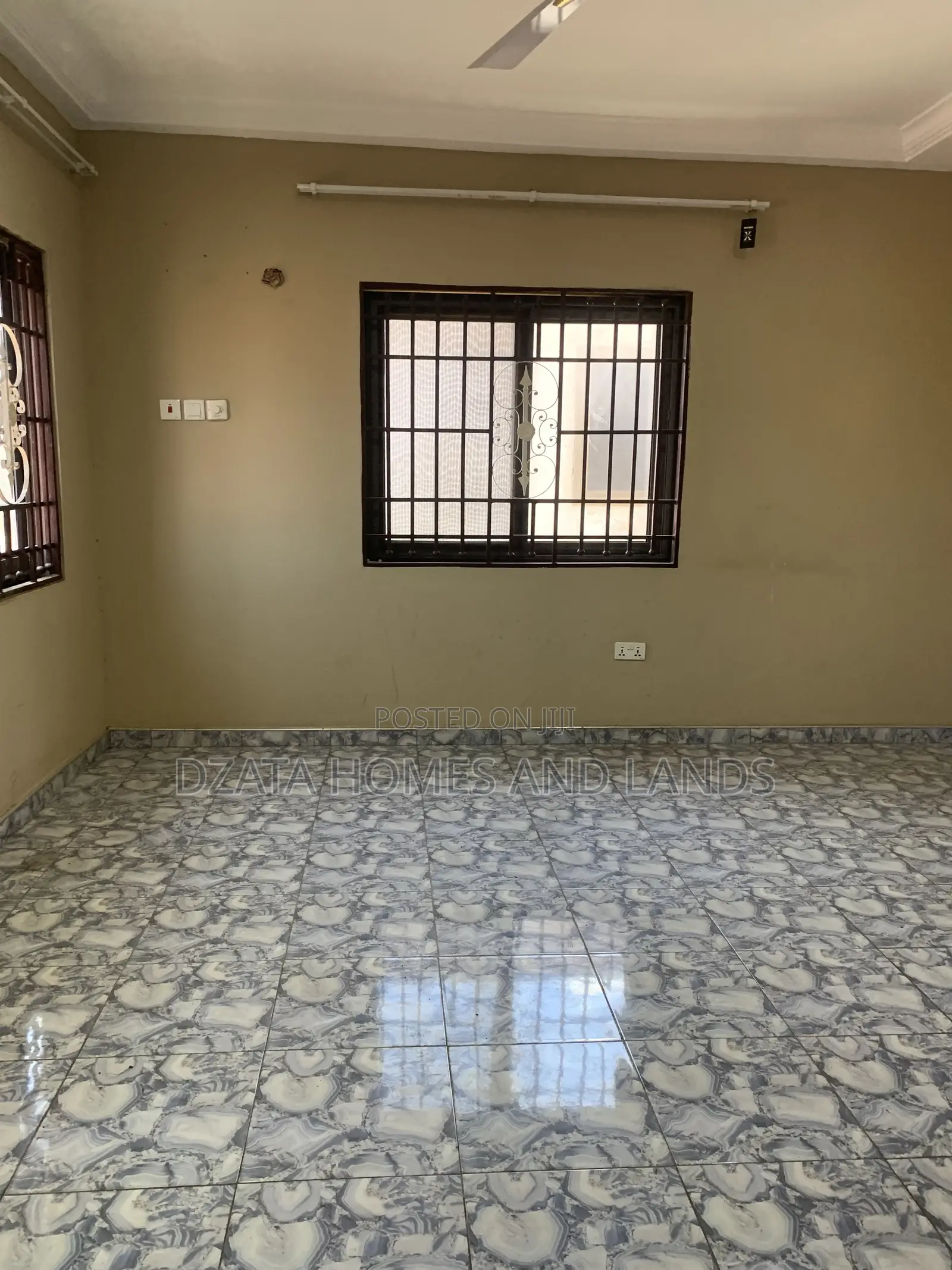 2bdrm Apartment in Junction Mall, Nungua for rent