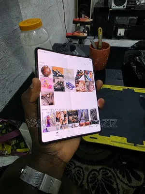 Samsung Galaxy Z Fold 3 256 GB Black